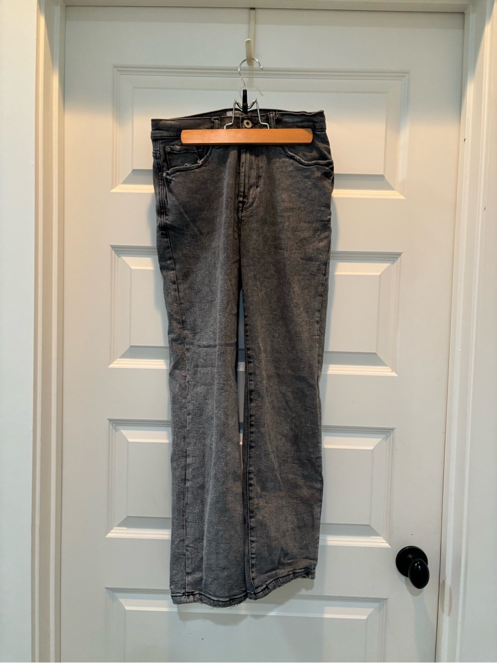 Kensie Grey Washed Jeans
